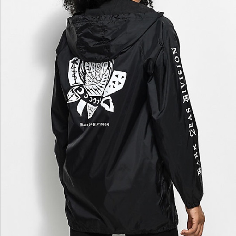Dark Seas Hawthorne Rose Coaches Jacket